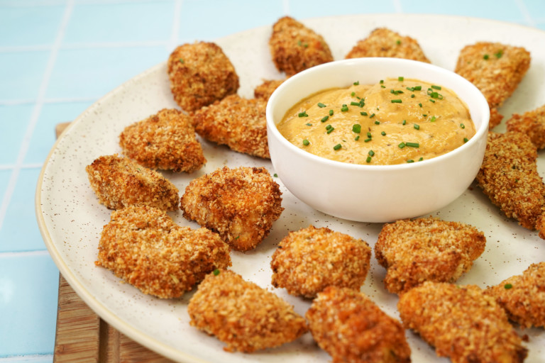 Baked Chicken Nuggets - Yumm! Sauce­­­­®